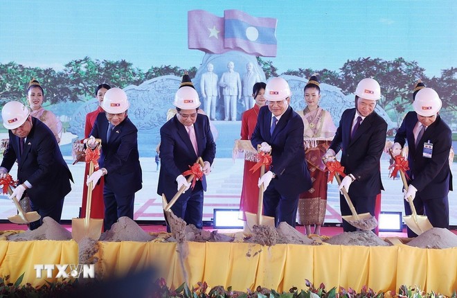 Chuyến công tác của Thủ tướng tới Lào: Tư duy mới, mở ra bước phát triển mới