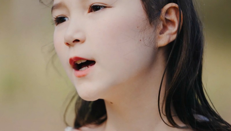 Mẫu nhí Emily Wagner lại gây bất ngờ khi cover bản hit của Taylor Swift