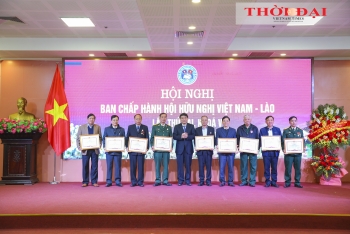 Đổi mới cách tiếp cận trong phát triển quan hệ nhân dân Việt Nam - Lào