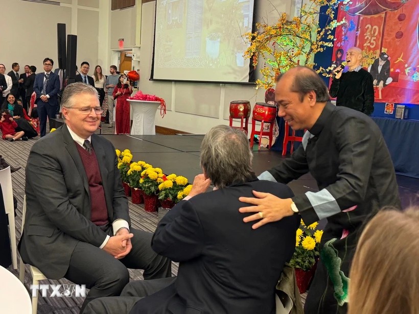 Xuân quê hương: Điểm đến của cộng đồng người Việt và những người bạn Mỹ