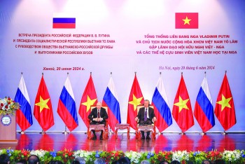 Trao đổi Thư mừng nhân dịp kỷ niệm 75 năm thiết lập quan hệ ngoại giao Việt-Nga