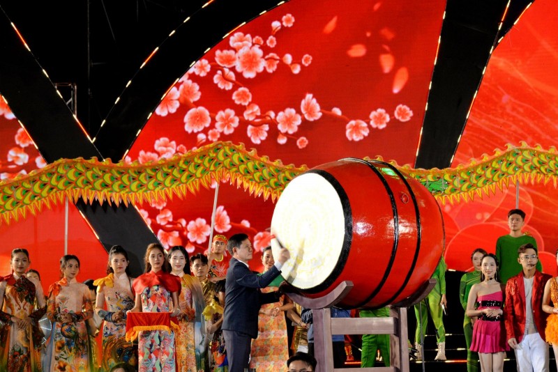 Chương trình nghệ thuật “Mừng Đảng, mừng Xuân” diễn ra tại nhiều địa phương