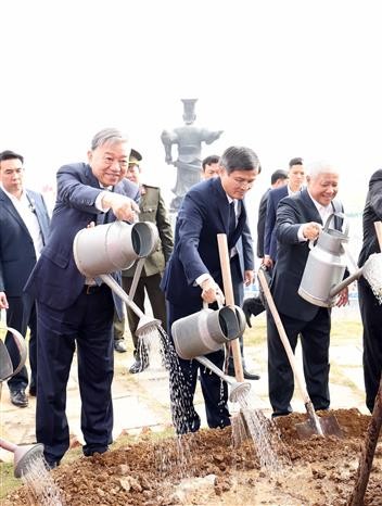 Tổng Bí thư Tô Lâm dự Lễ phát động Tết trồng cây "Đời đời nhớ ơn Bác Hồ"
