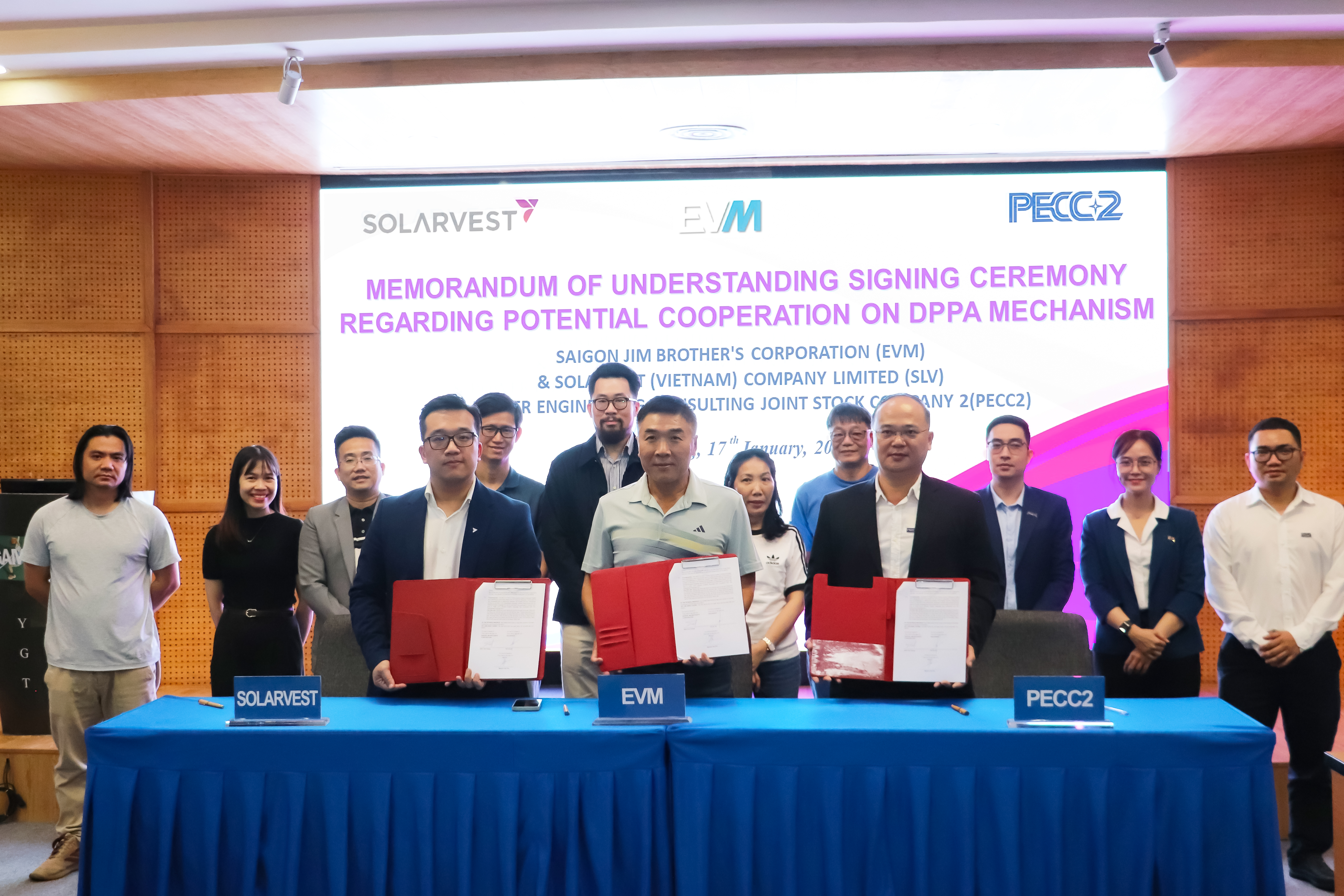 EVM, Solarvest và PECC2 thiết lập quan hệ hợp tác chiến lược