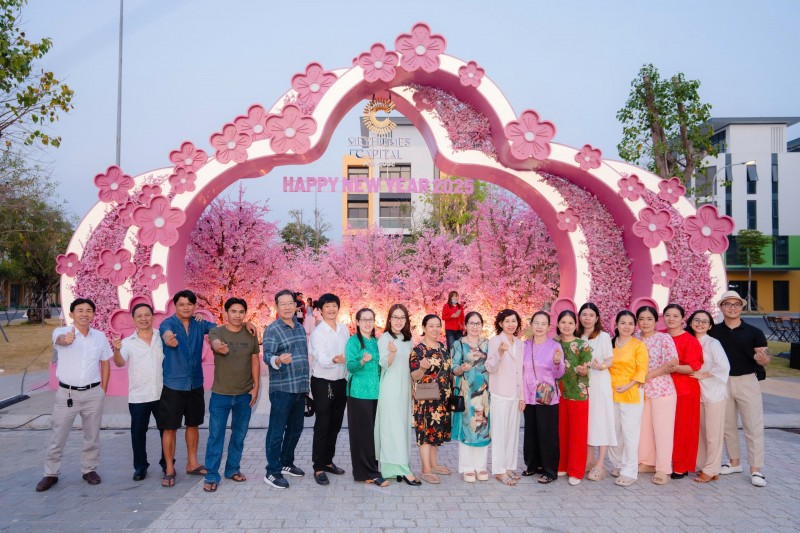 Tết Việt giữa lòng đảo ngọc trong mắt du khách muôn phương Tết Việt giữa lòng đảo ngọc trong mắt du khách muôn phương