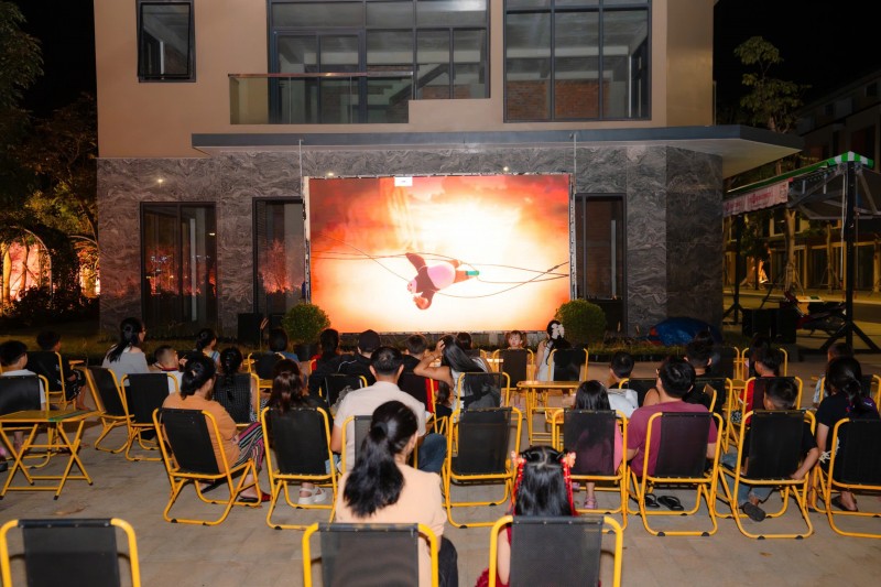 Tết Việt giữa lòng đảo ngọc trong mắt du khách muôn phương Tết Việt giữa lòng đảo ngọc trong mắt du khách muôn phương