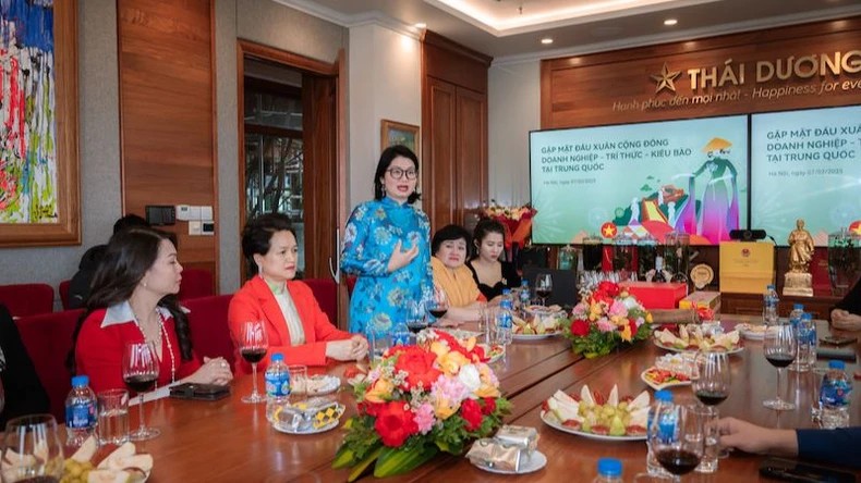 Thành lập Câu lạc bộ Di sản áo dài Việt Nam tại Trung Quốc