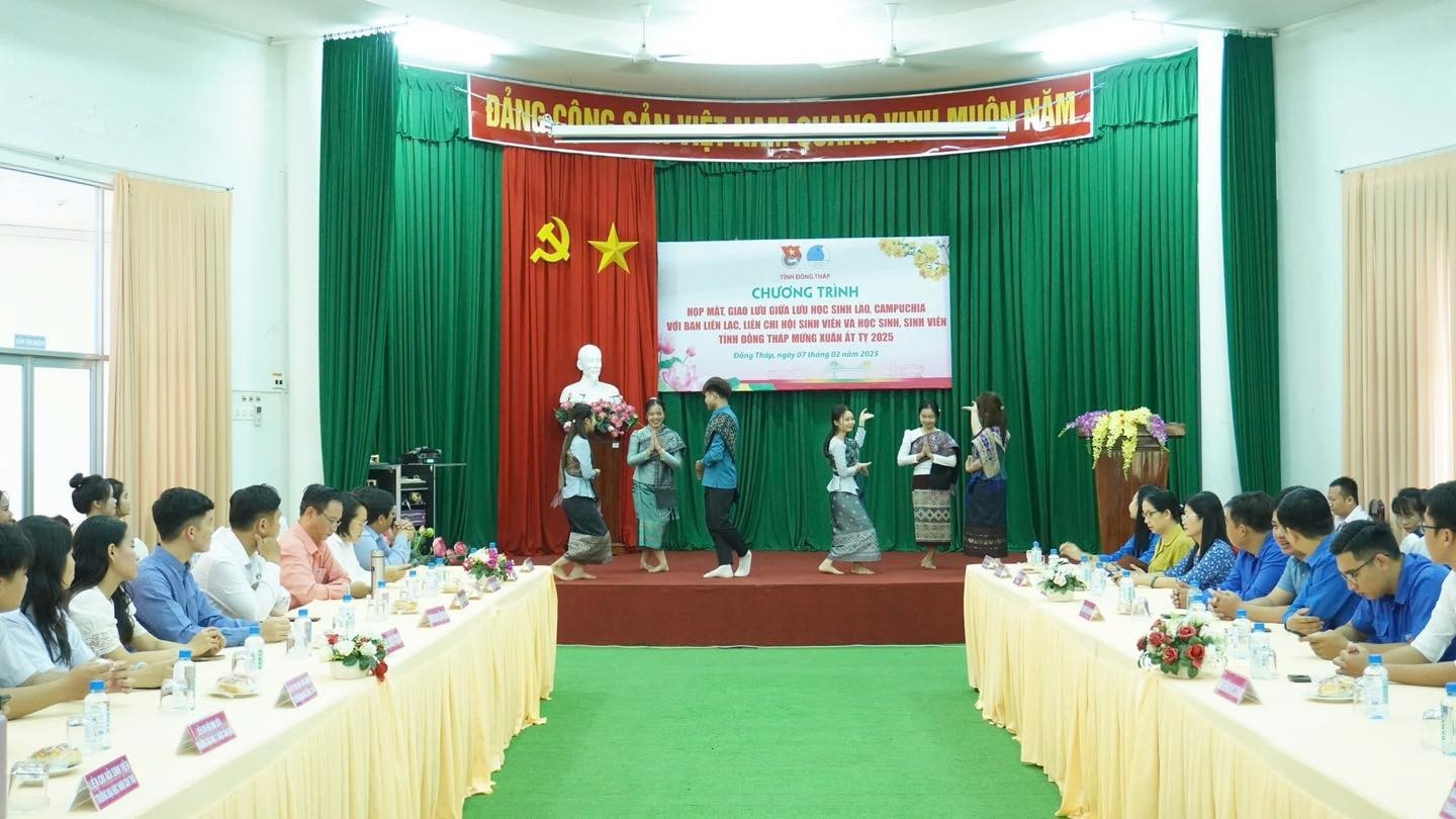 Học sinh, sinh viên Đồng Tháp giao lưu cùng lưu học sinh Lào, Campuchia
