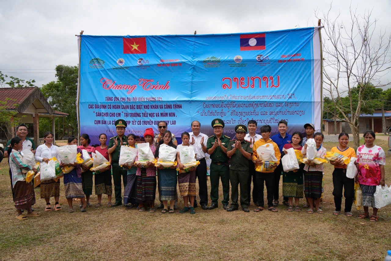 Điểm tựa nơi biên giới Việt - Lào