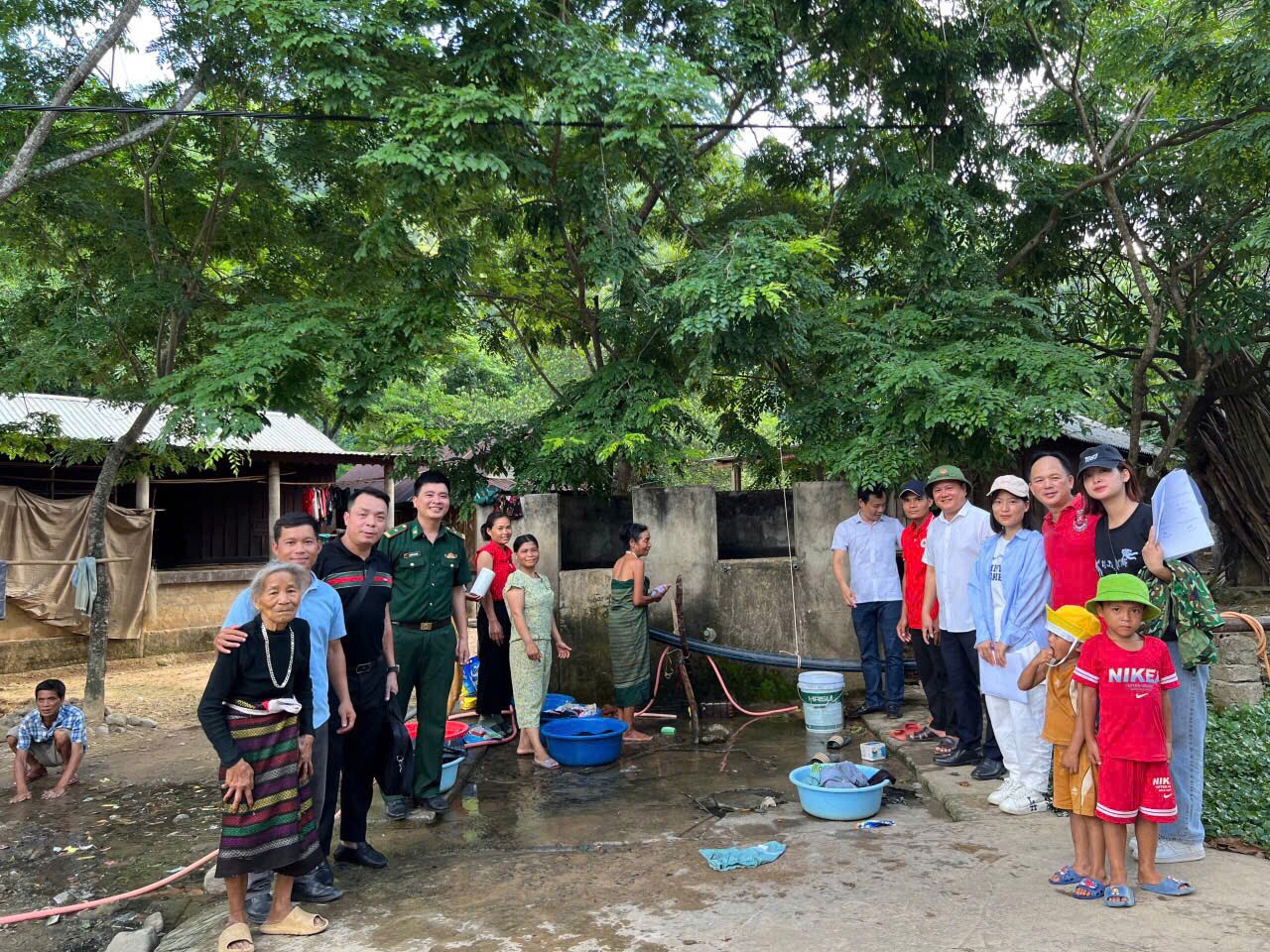 Điểm tựa nơi biên giới Việt - Lào