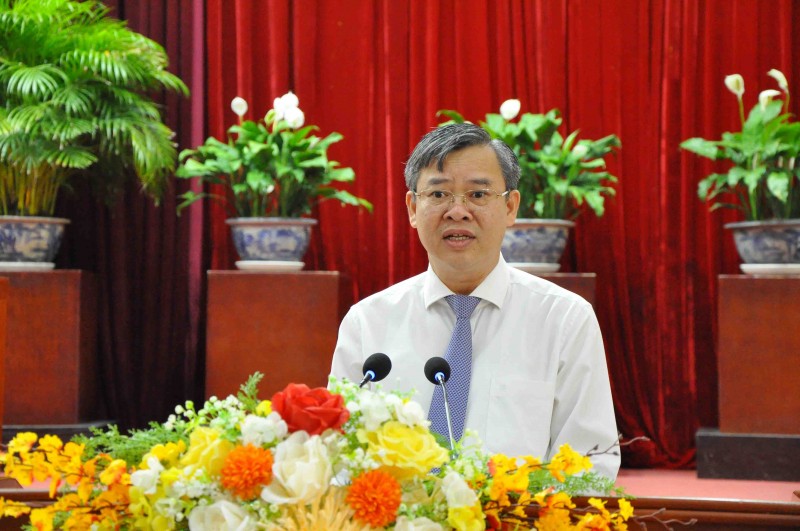 Ông Trương Cảnh Tuyên được bầu giữ chức Chủ tịch UBND TP Cần Thơ