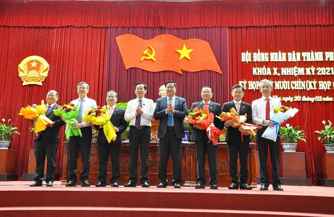 Ông Trương Cảnh Tuyên được bầu giữ chức Chủ tịch UBND TP Cần Thơ