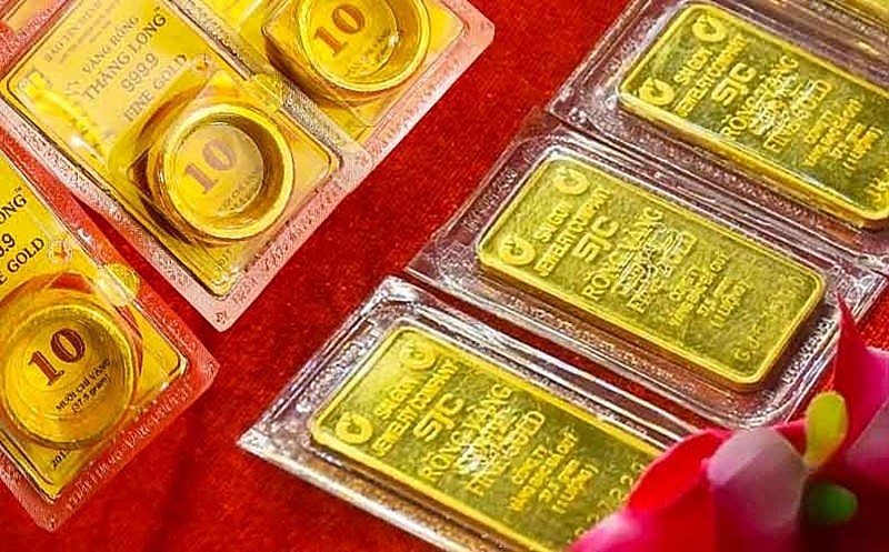 Giá vàng SJC vọt tăng theo thế giới