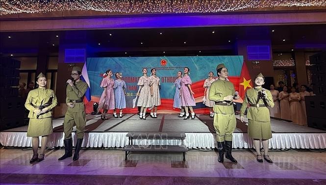 Lễ kỷ niệm 75 năm ngày thiết lập quan hệ ngoại giao giữa Việt Nam và LB Nga