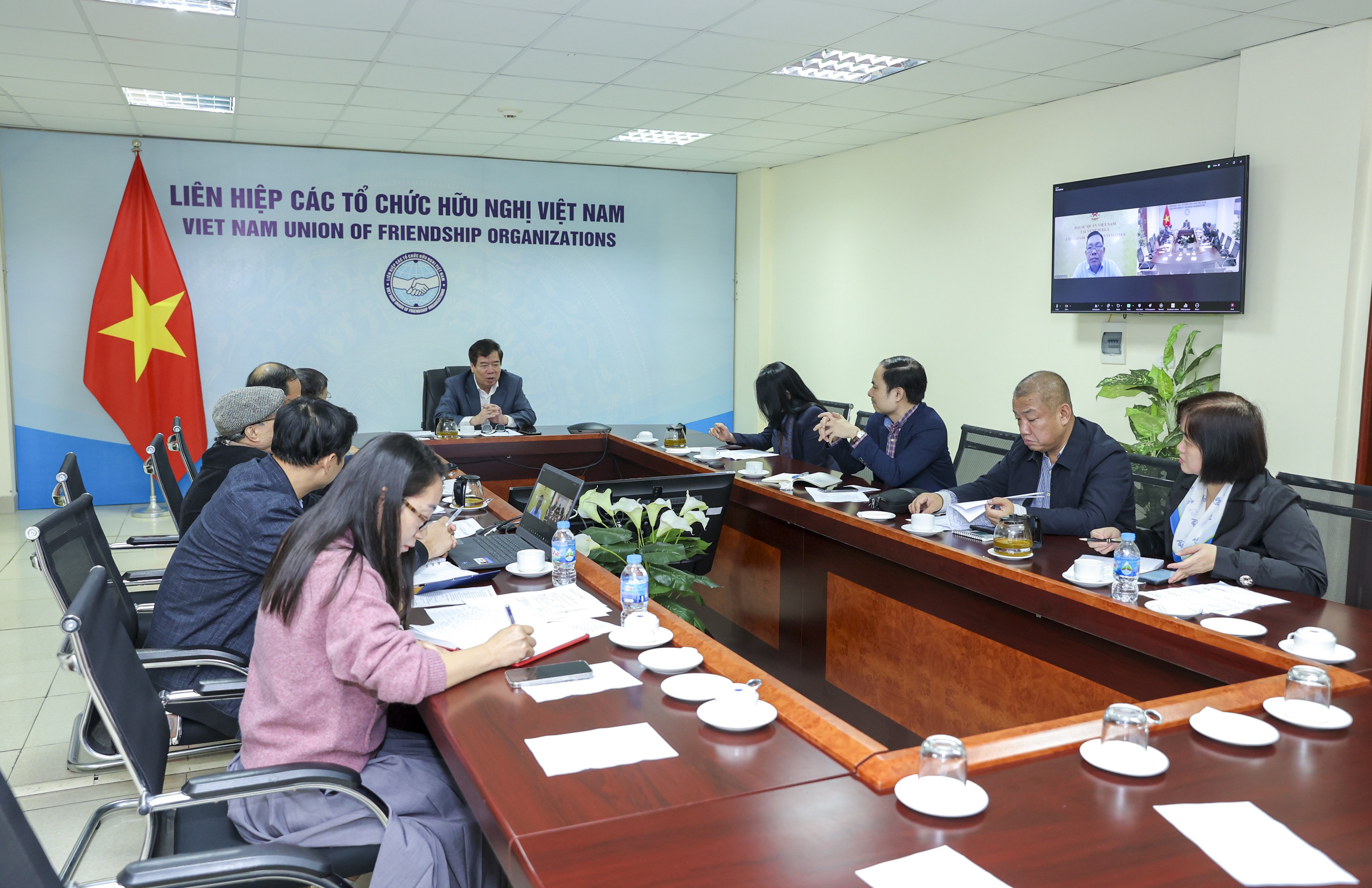 Tiếp tục duy trì, đẩy mạnh hơn nữa các hoạt động tuyên truyền về quan hệ Việt Nam - Venezuela