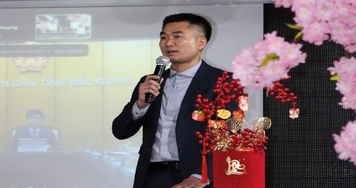 Ông Nguyễn Ngọc Hùng, Chủ tịch Hội đồng hương Bắc Giang phát biểu tại buổi gặp mặt