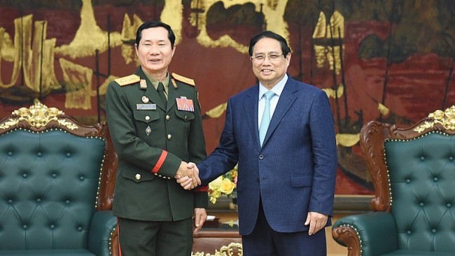 Thúc đẩy quan hệ hợp tác giữa Quân đội hai nước Việt Nam-Lào ngày càng bền chặt