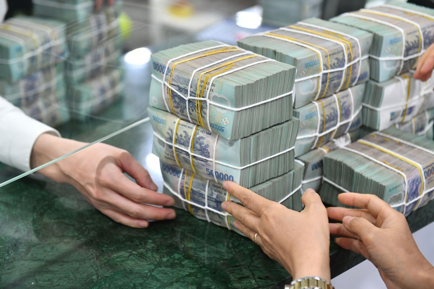 Lãi suất huy động đang trên đà giảm