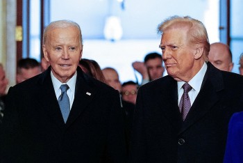 Tổng thống Trump thu hồi quyền miễn trừ an ninh và tiếp cận thông tin mật của ông Biden