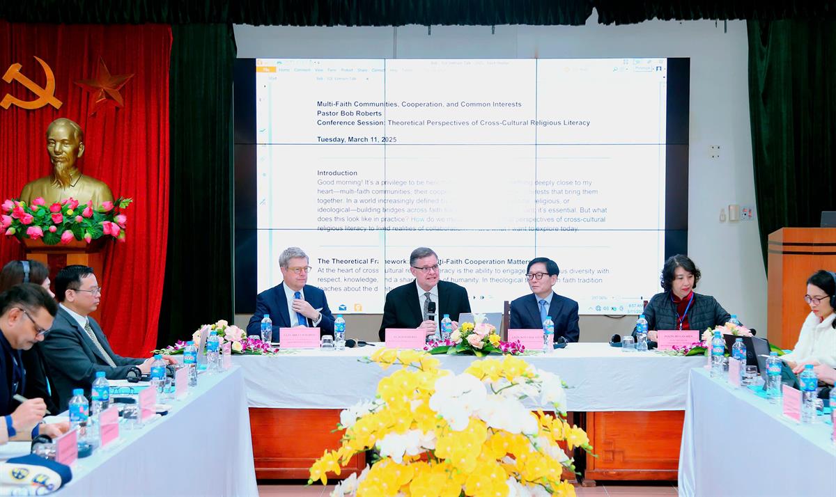 Hội thảo khoa học 