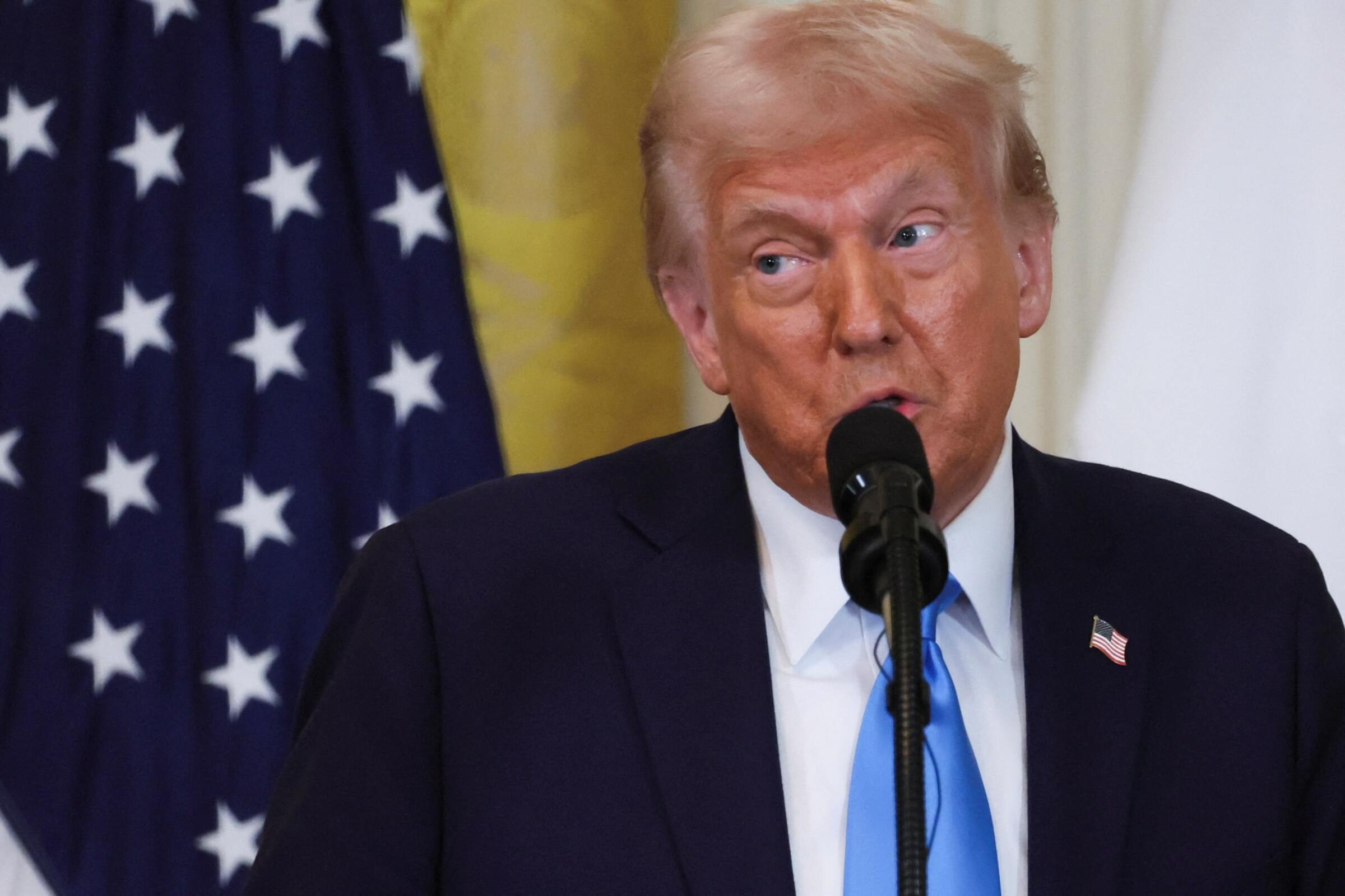 Tổng thống Mỹ Donald Trump phát biểu tại Nhà Trắng ngày 4/2/2025. (Ảnh: Reuters)