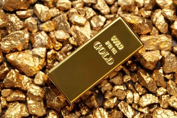 gia vang the gioi tiep tuc leo thang cham moc 3000 usdounce