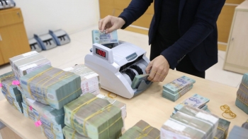 Tăng trưởng tín dụng 2025: Cơ hội cho ngân hàng nào?