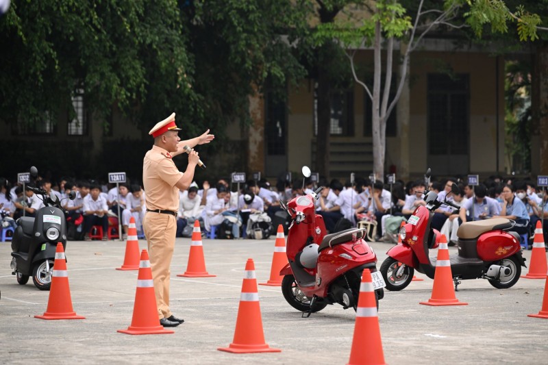 Hàng chục nghìn học sinh trên cả nước hưởng ứng hành trình “Phủ Xanh Trường Học”