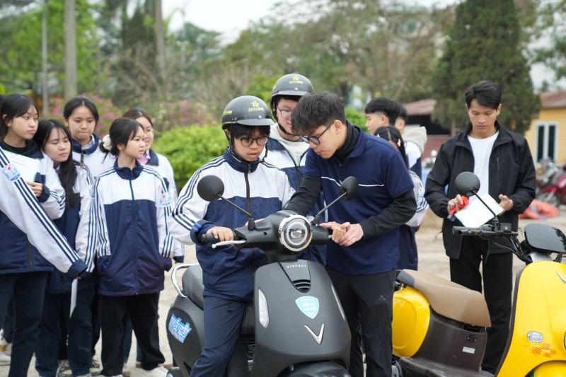 Hàng chục nghìn học sinh trên cả nước hưởng ứng hành trình “Phủ Xanh Trường Học”