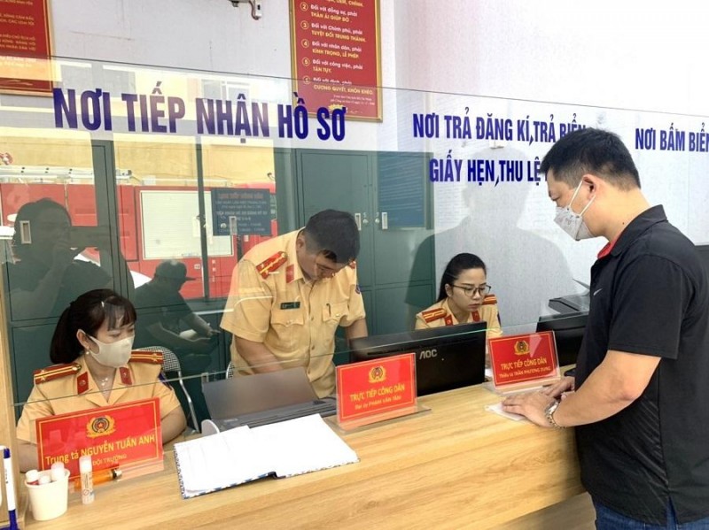 Sáp nhập tỉnh thành: Biển số xe có phải đổi hay không?