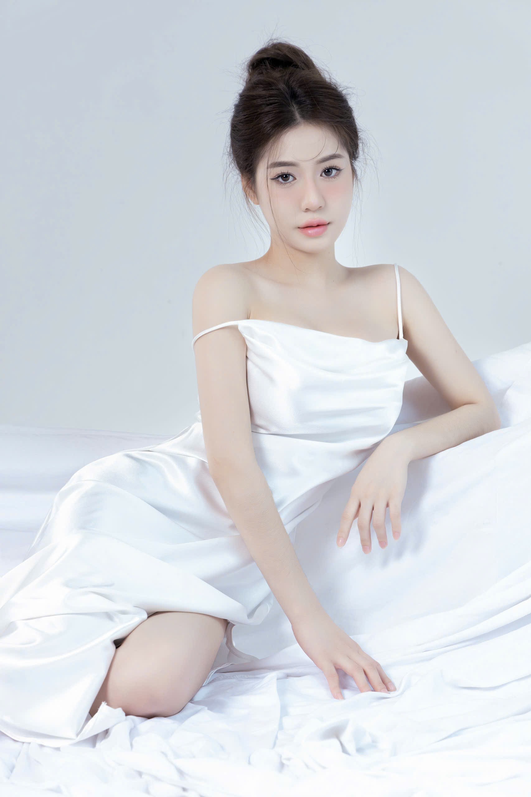 Cuộc sống đằng sau màn hình máy tính của nữ streamer