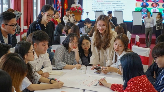 Viện Quản trị Kinh doanh - Trường Đại học Kinh tế, ĐHQGHN ra mắt 04 chuyên ngành đào tạo mới, bắt kịp xu hướng thị trường