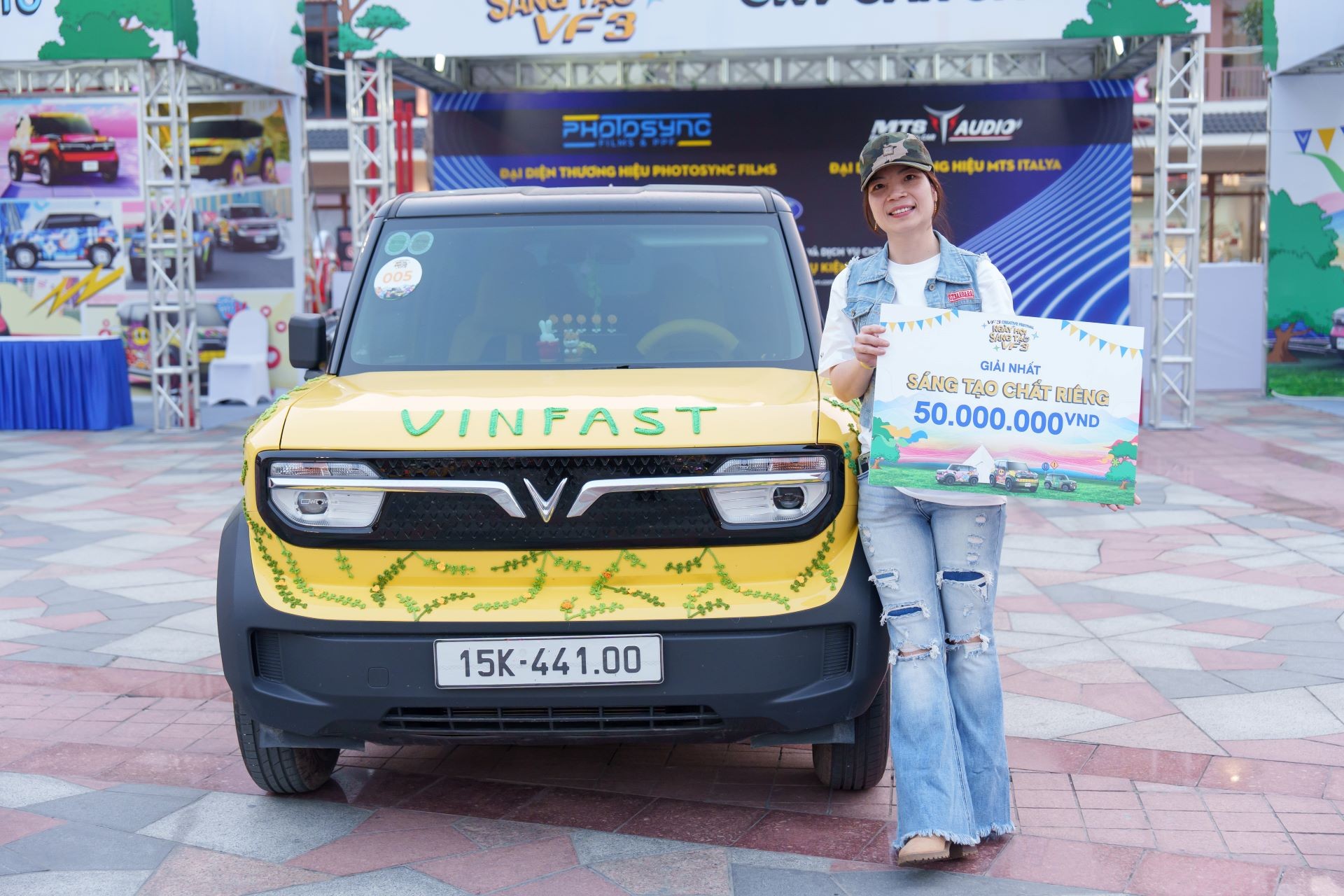 Những chiếc minicar VinFast đẹp “không thể rời mắt” giành giải tại ngày hội lớn của cộng đồng VF 3