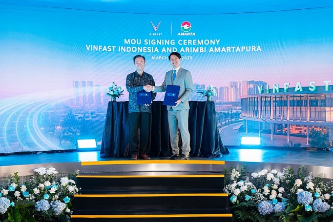 VinFast và PT Aribi Amartapura kí biên bản ghi nhớ phát triển 22 cửa hàng VinFast tại Indonesia