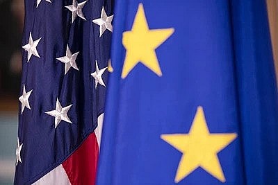 EU "dùng lửa để dập lửa" trong cuộc chiến thương mại với Mỹ?