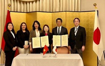 dai su quan nhat ban va plan international japan ho tro giao duc binh dang gioi cho tre em vung cao