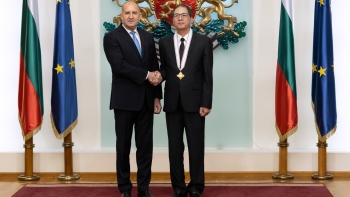 Đại sứ Đỗ Hoàng Long nhận Huân chương Kị sĩ Madara hạng Nhất của Bulgaria