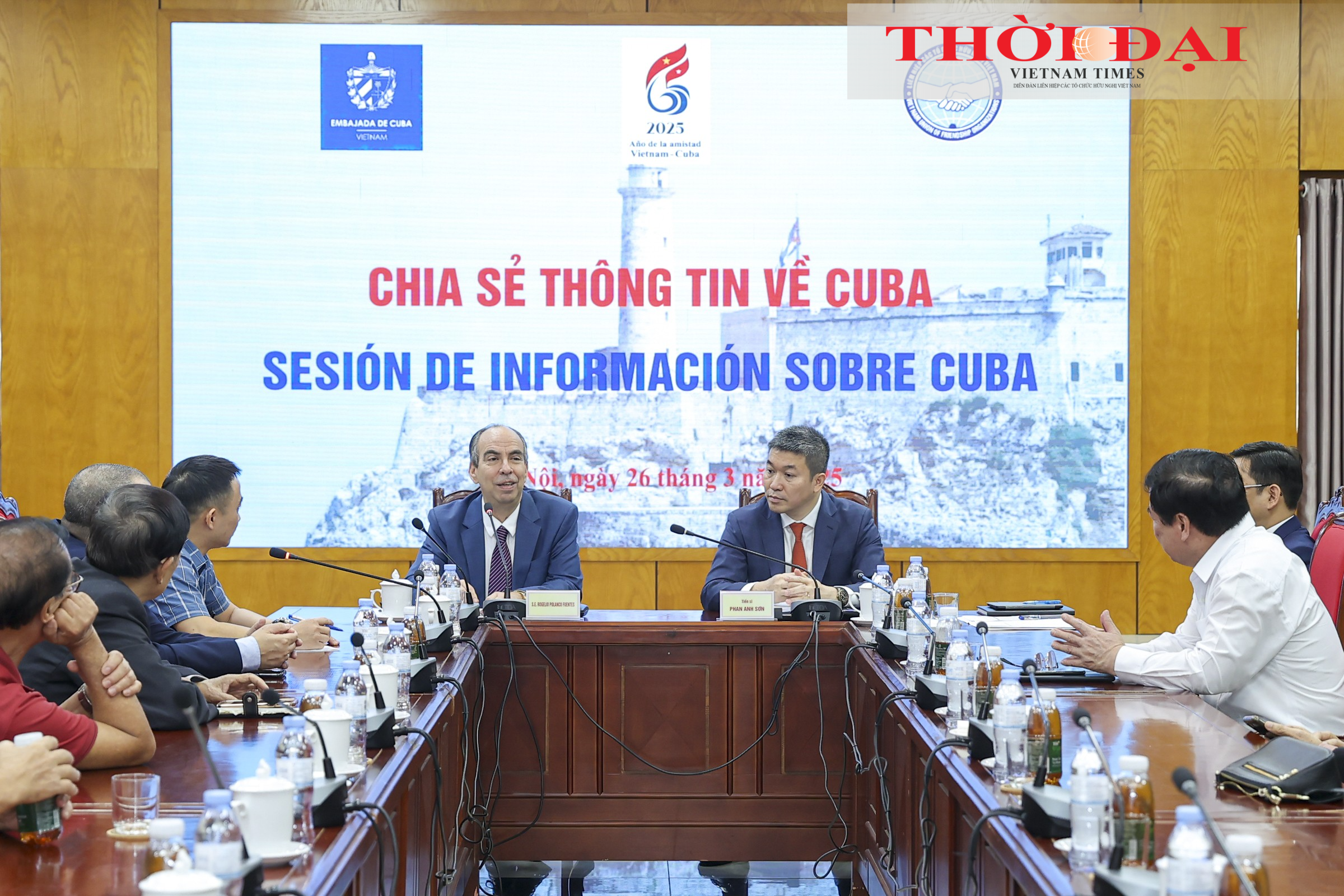 Buổi chia sẻ thông tin về Cuba do Liên hiệp các tổ chức hữu nghị Việt Nam phối hợp Đại sứ quán Cuba tại Việt Nam tổ chức ngày 26/3/2025. (Ảnh: Đinh Hòa)