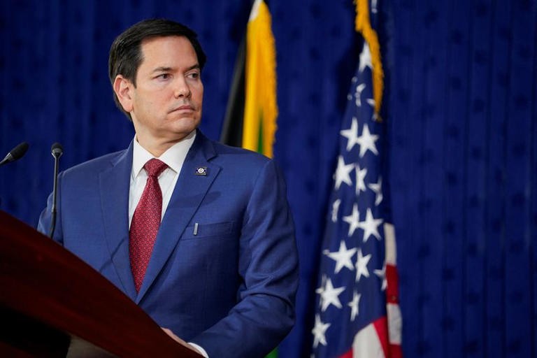 Ngoại trưởng Mỹ Marco Rubio tại cuộc họp báo chung với Thủ tướng Jamaica Andrew Holness, tại Kingston, Jamaica, ngày 26 tháng 3 năm 2025