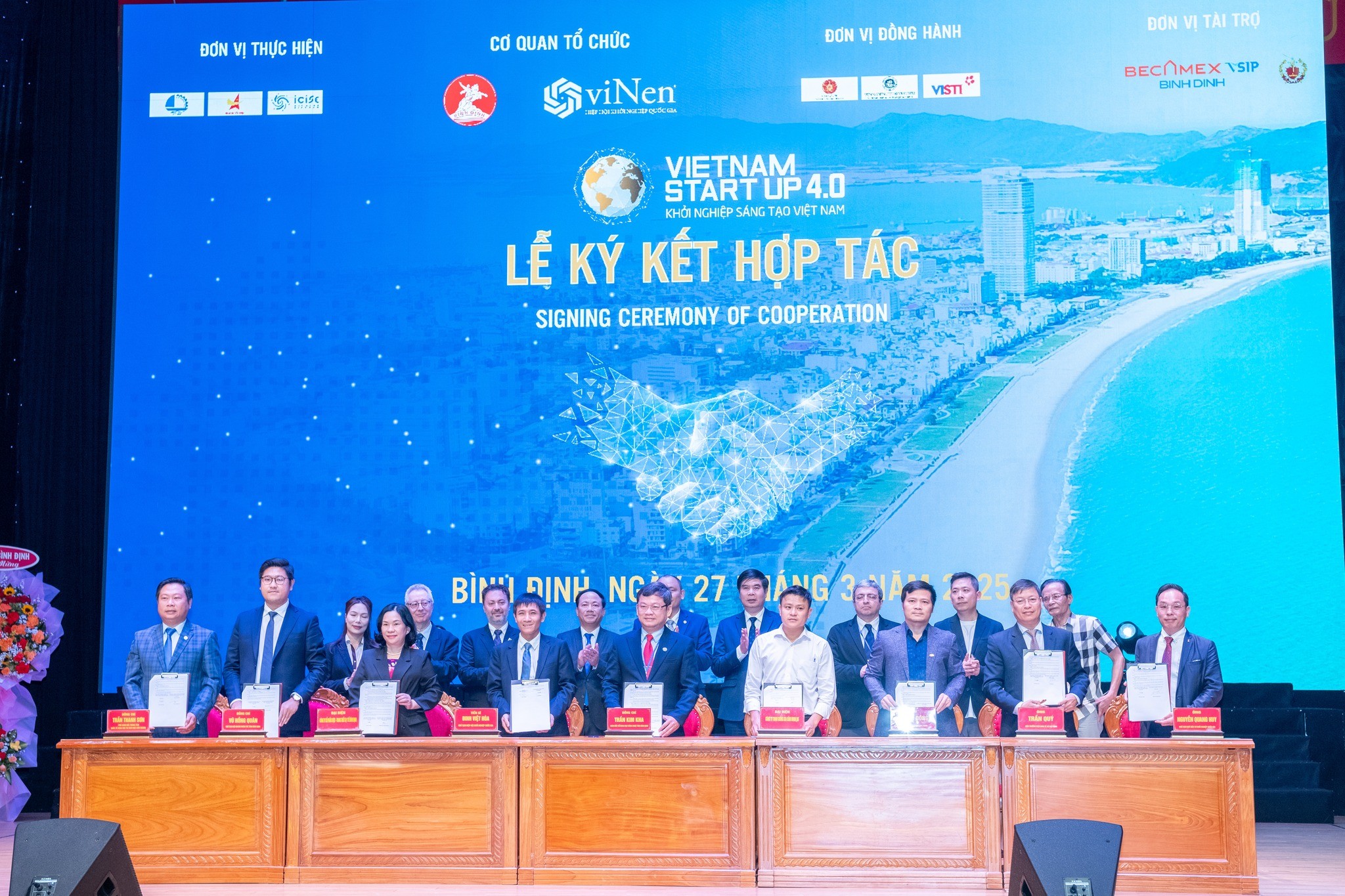 Lễ ký kết hợp tác giữa Hiệp hội Khởi nghiệp Quốc gia - Sở KHCN và các đơn vị Doanh nghiệp. (Ảnh: ICISE)