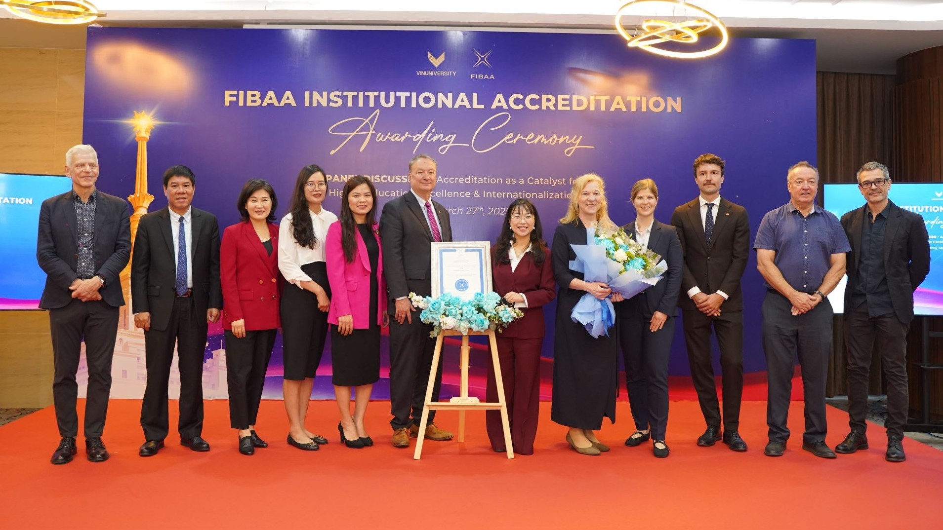 Trường Đại học do tỷ phú Phạm Nhật Vượng sáng lập đạt 100% tiêu chí kiểm định quốc tế FIBAA