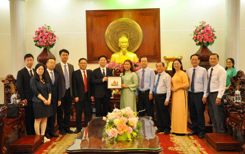 Cần Thơ - Sán Đầu (Trung Quốc): Quan tâm phát triển công nghệ AI