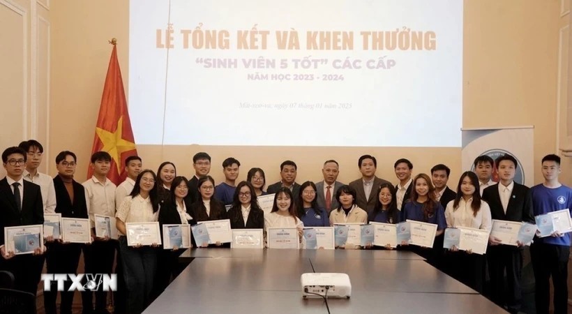 Sinh viên Việt Nam tại Nga chia sẻ kinh nghiệm học tập, trang bị kiến thức bước vào kỷ nguyên mới