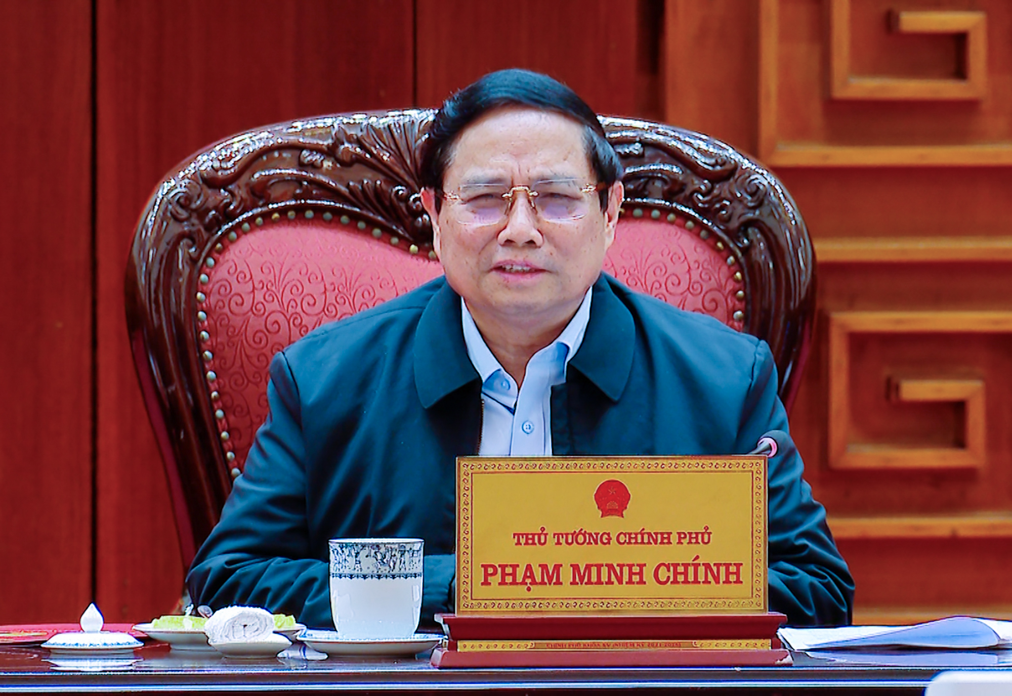 Thủ tướng chủ trì cuộc họp về chính sách ưu đãi thị thực và quay trở lại quốc tịch Việt Nam