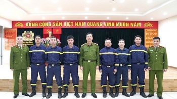 Công an Hà Nội cử 6 cán bộ, chiến sĩ tham gia đoàn cứu hộ tại Myanmar