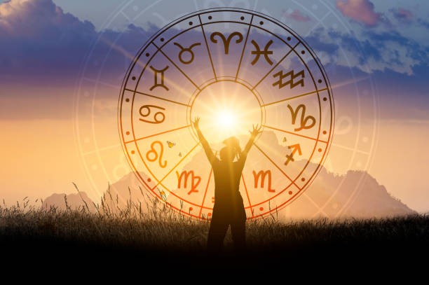 Tử vi cung hoàng đạo Bảo Bình tháng 4/2025