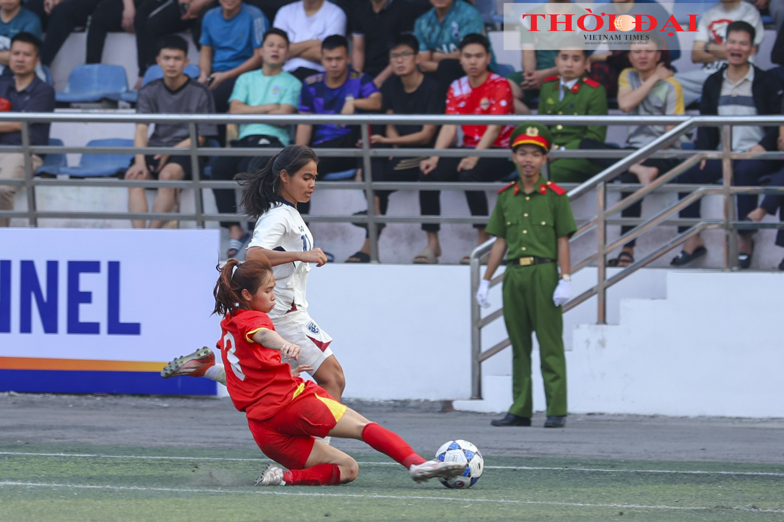 U17 nữ Việt Nam giành chiến thắng 2-1 trước U17 nữ Thái Lan