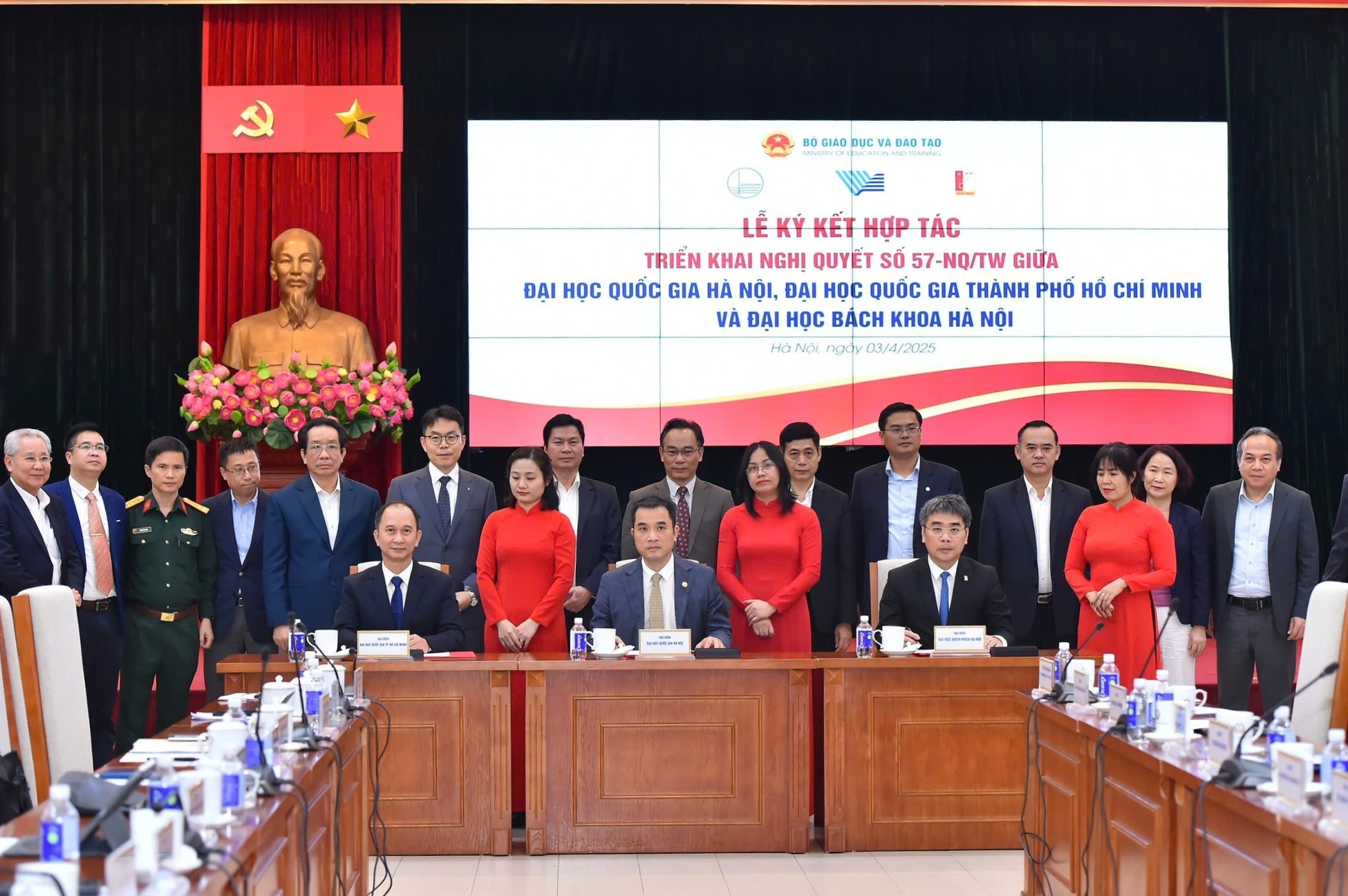 Lễ ký kết chương trình hợp tác giữa