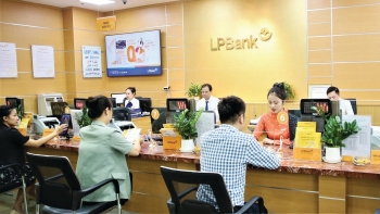 LPBank dự định chia cổ tức tỷ lệ 25% bằng tiền, thành lập LPBank AMC