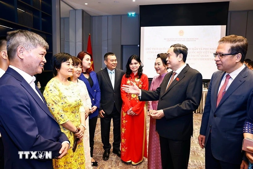 Cộng đồng người Việt Nam tại Uzbekistan luôn hướng về quê hương, đất nước